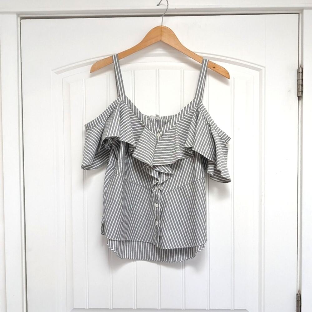 Veronica Beard Grant Cold Shoulder Gray/White V-Neck Button Striped Top, size 8 - Picture 2 of 8